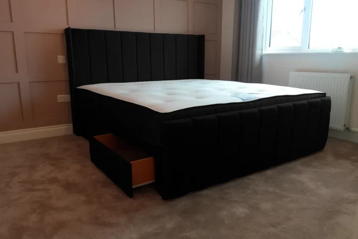 Model 71 Divan - Image 5
