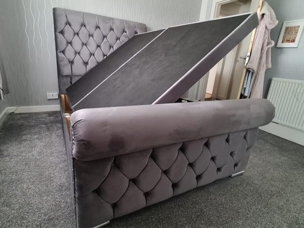 Castello-ottoman-divan-Plush-steel.jpg
